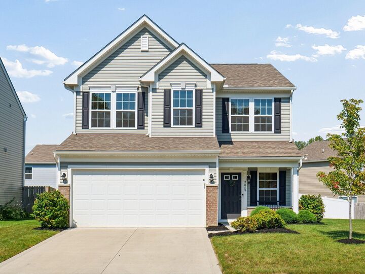 Property Photo:  2849 Sussex Place Drive  OH 43123 