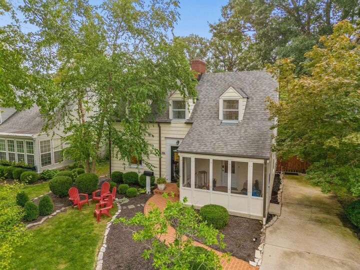 Property Photo: 256 N Remington Road OH 43209