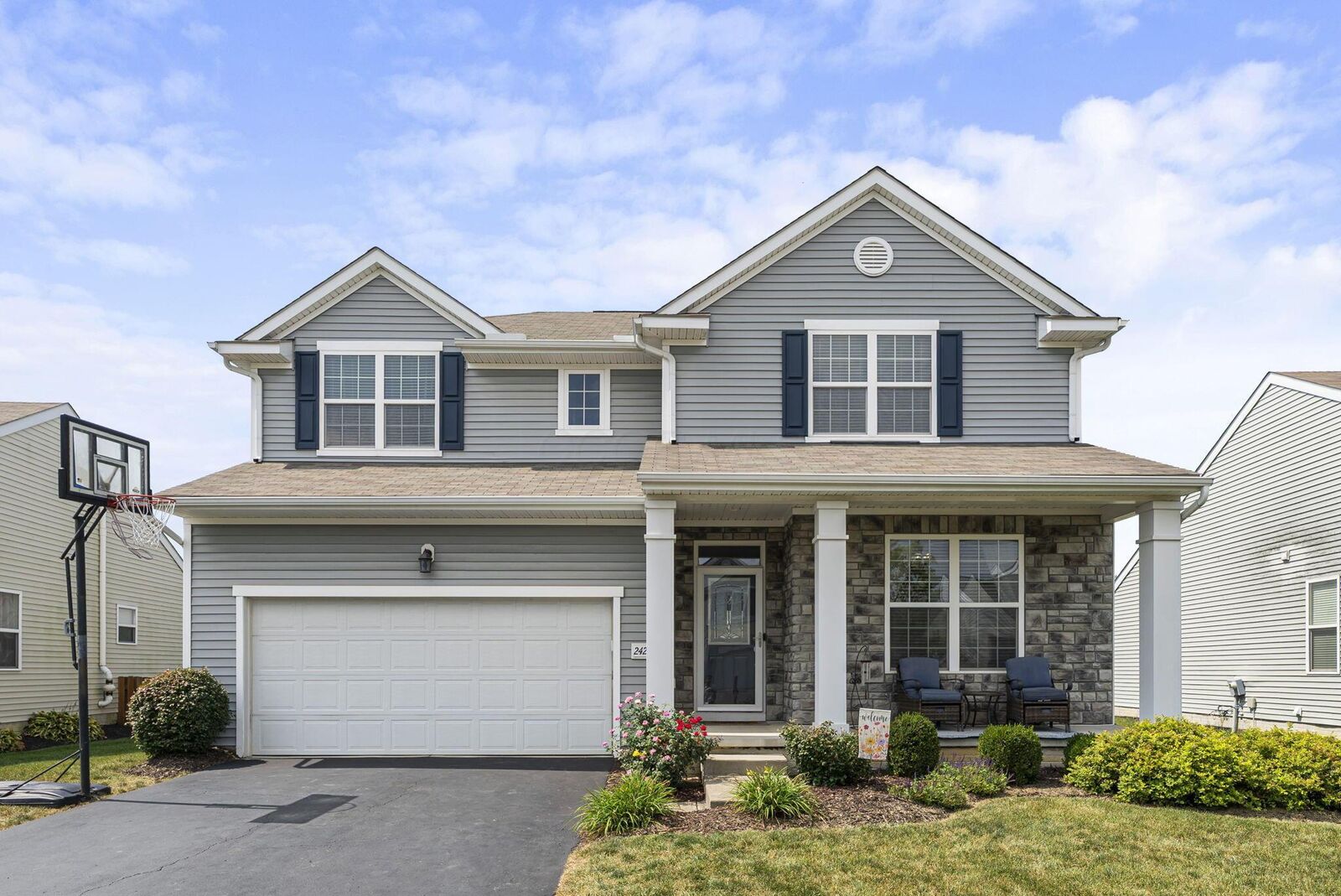 Property Photo:  2425 Angelfire Drive  OH 43123 