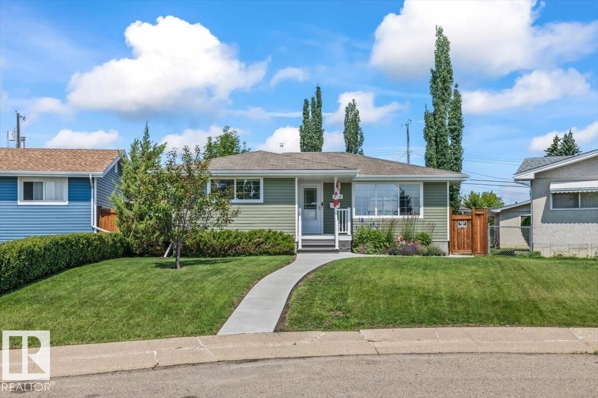 Property Photo:  7408 133 Av NW  AB T5C 2E4 