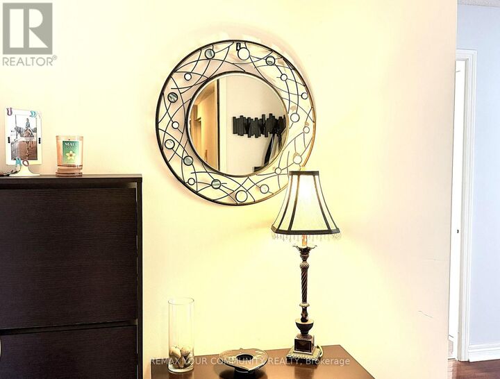 Property Photo:  330 Red Maple Road 311  ON L4C 0T6 