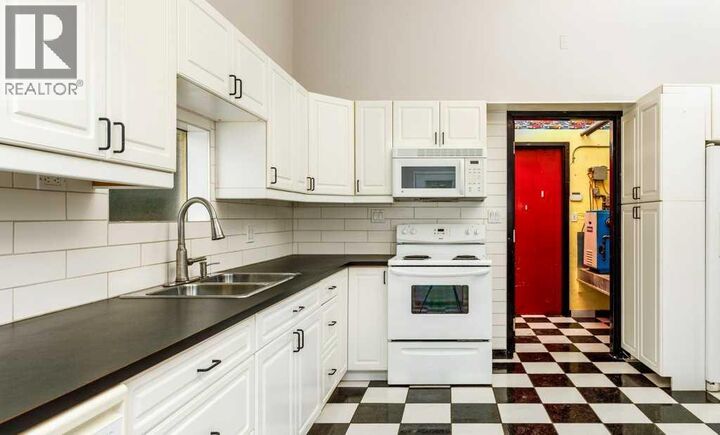 Property Photo:  425016 Range Road 10  AB T0C 2J0 
