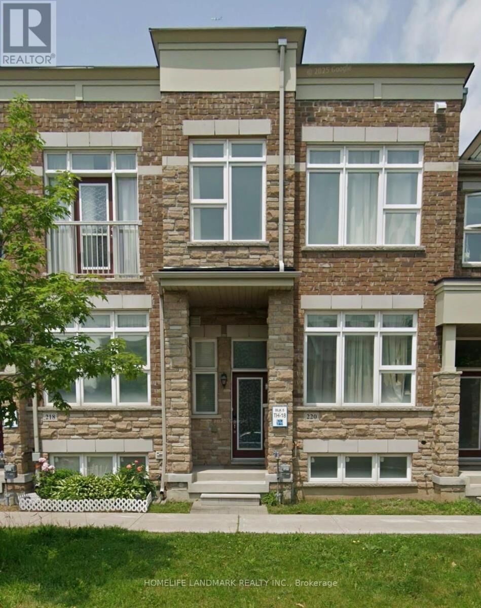 Property Photo: 220 South Unionville Avenue ON L3R 5L3