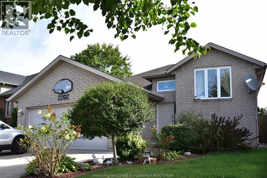 Property Photo:  2292 Askin  ON N9B 3Y4 