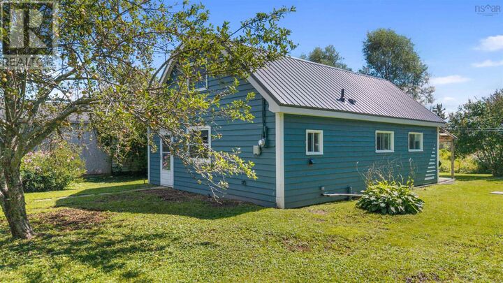 Property Photo: 98 Dyke Road NS B0N 2R0
