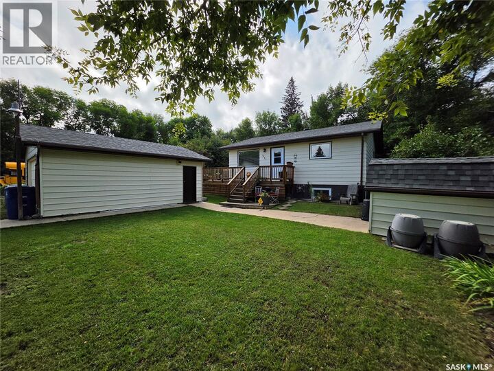 Property Photo: 1255 Grand Avenue SK S2V 1A4