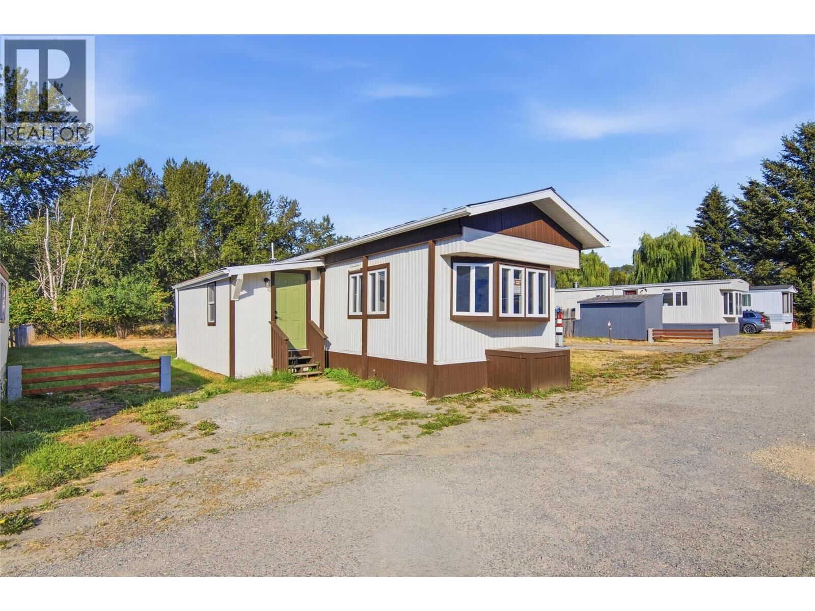 Property Photo:  4626 Summer Road 6  BC V0E 1E0 