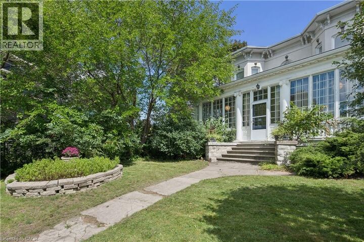 Property Photo:  66 Park Hill Road East  ON N1R 1P7 