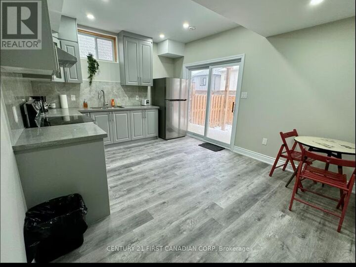 Property Photo: 2619 Sheffield Boulevard ON N6M 0G4