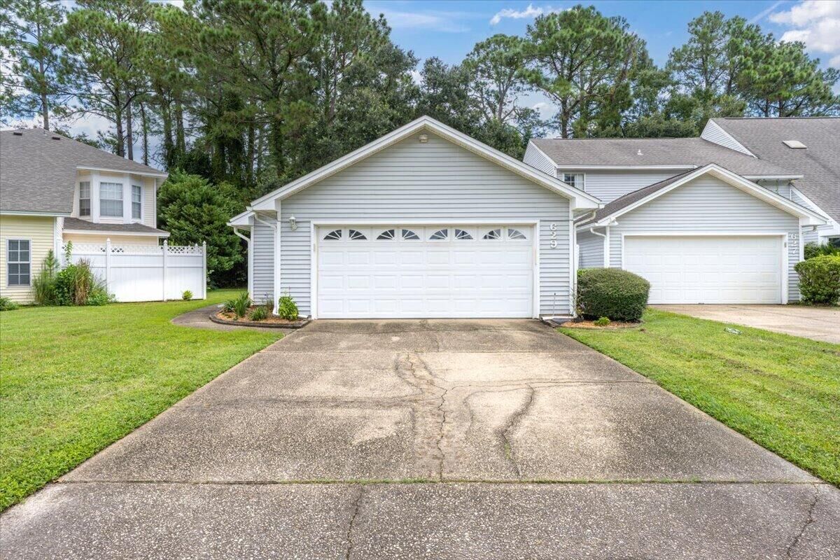 Property Photo:  629 Emerald Lane  FL 32547 