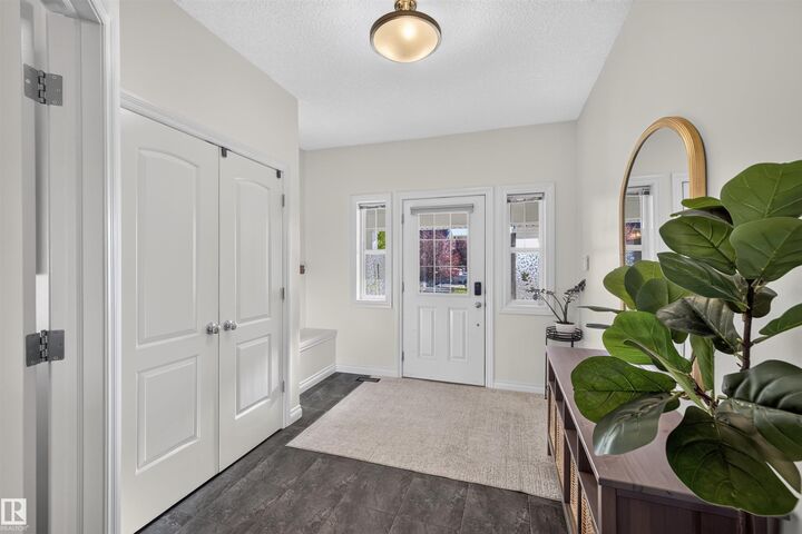 Property Photo:  7716 Ellesmere Lane  AB T8H 0P7 
