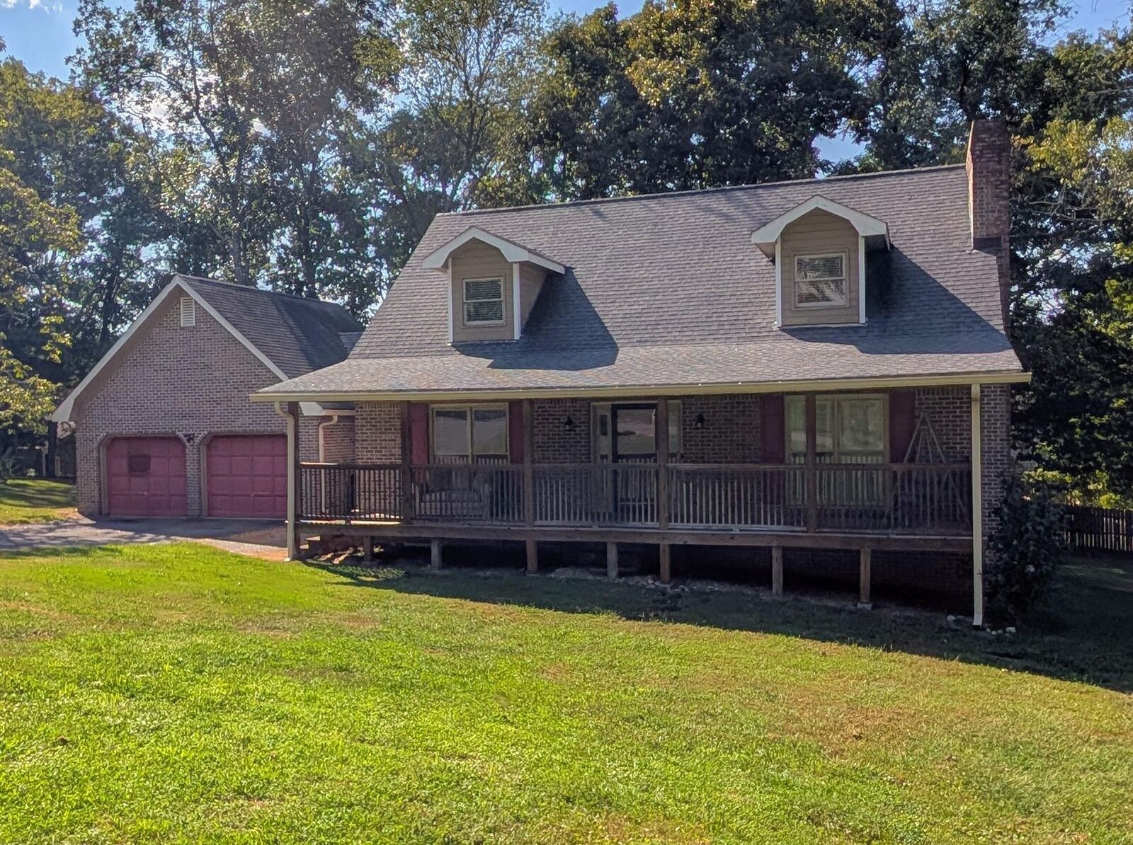 Property Photo:  2010 Laurel Springs Drive NW  TN 37311 