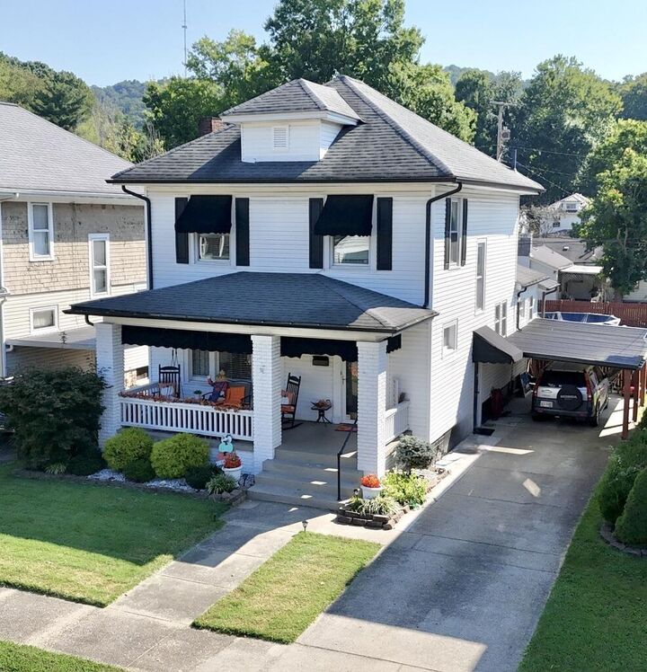 Property Photo:  2212 Grandview Avenue  OH 45662 