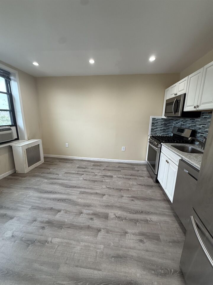 Property Photo: 3726 Park Ave E5 NJ 07086
