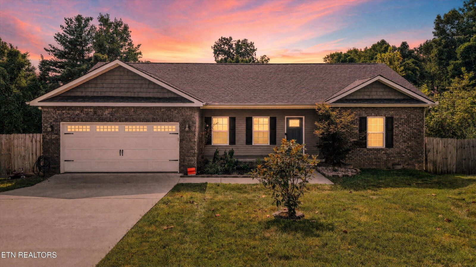Property Photo: 2000 Country Brook Lane TN 37921