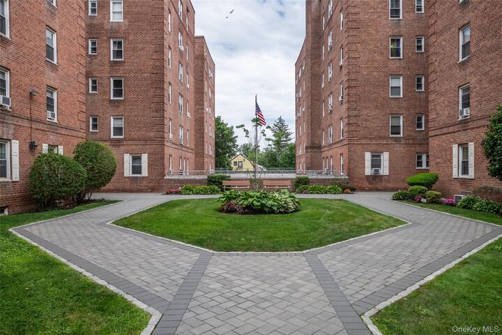 Property Photo: 70 Locust B405 NY 10801