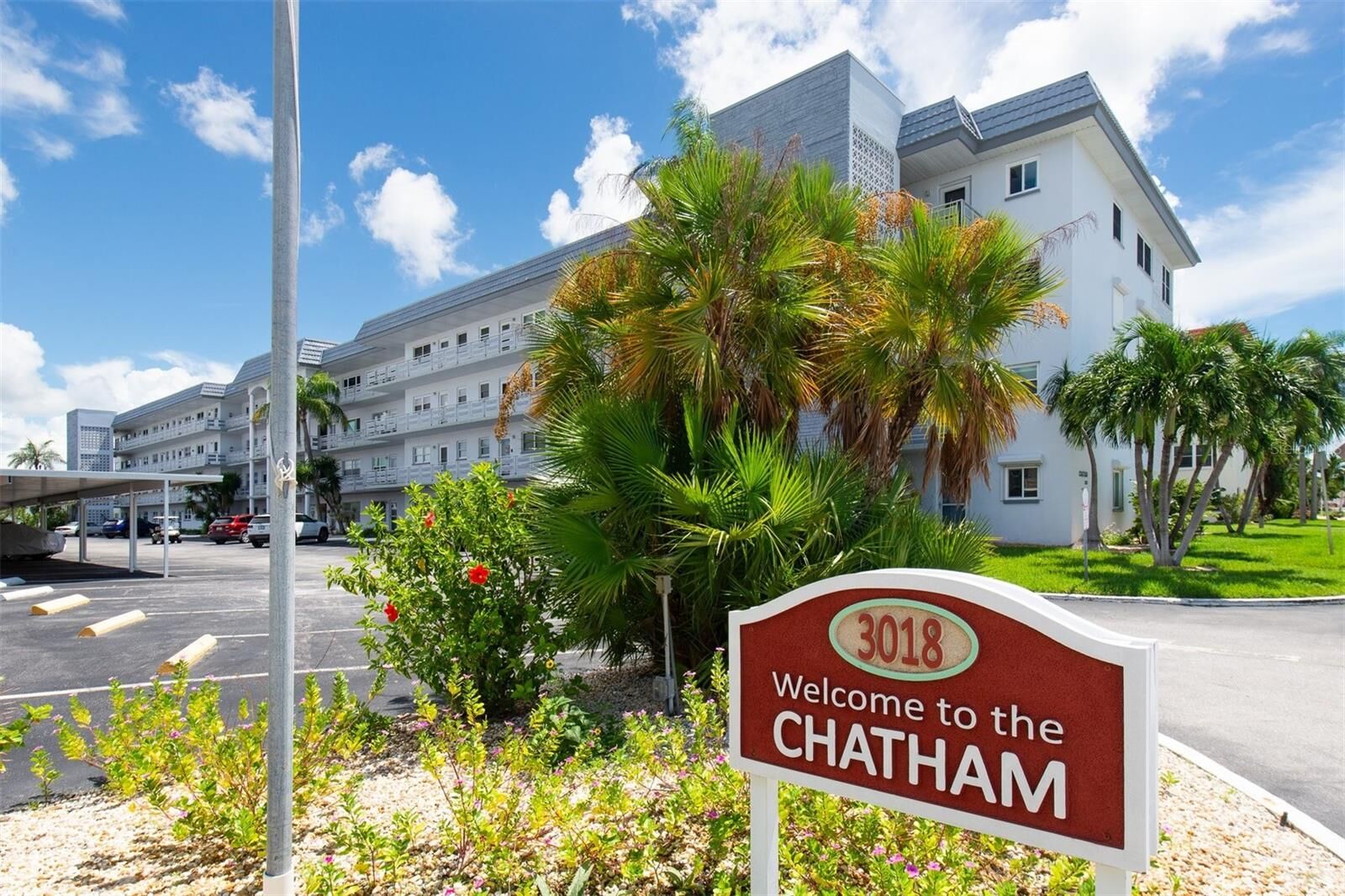 Property Photo:  3018 59th Street S 111  FL 33707 