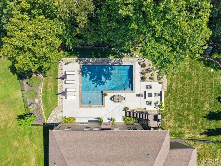 Property Photo:  106 Westleigh Manor Drive  MO 63385 