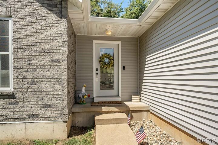 Property Photo: 2201 Ashton Hills Court MO 63090