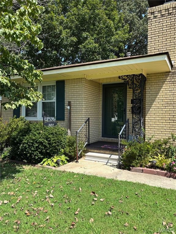 Property Photo: 301 Wellborn Road MO 63845
