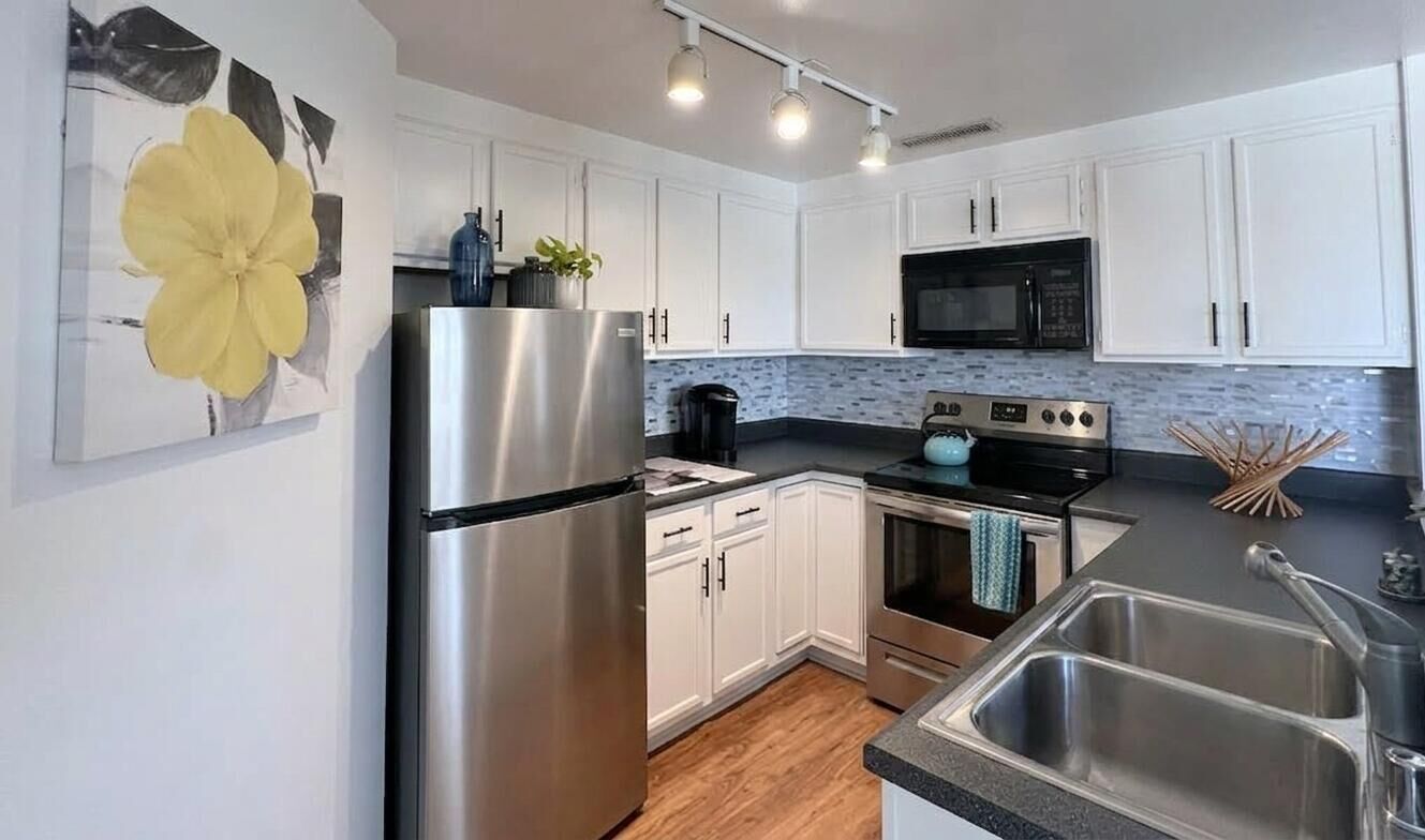 Property Photo:  1633 N Prospect Ave  WI 53202 