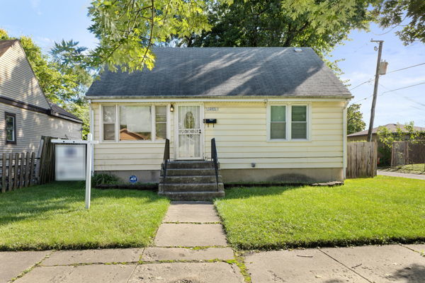 Property Photo:  14931 Hoyne Avenue S  IL 60426 