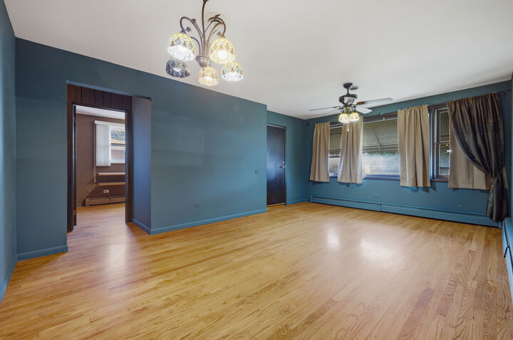 Property Photo:  1609 N 23 Avenue  IL 60160 