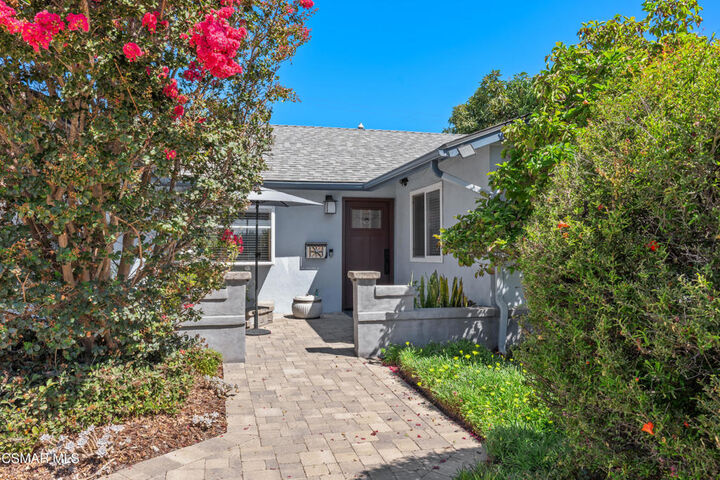 Property Photo:  8987 Denver Street  CA 93004 