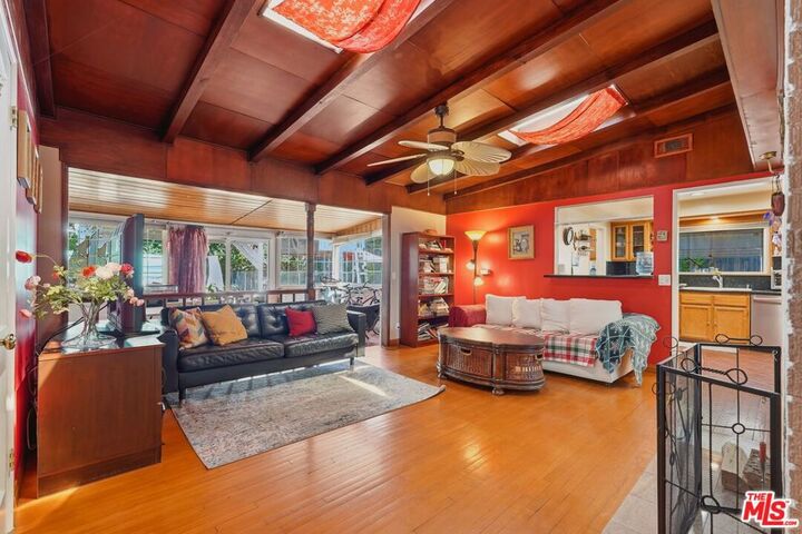 Property Photo: 15719 Vose Street CA 91406