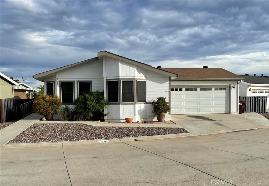 Property Photo: 27250 232 Murrieta CA 92586