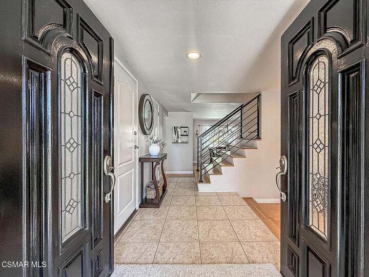 Property Photo:  5410 Sunvalley Court  CA 91301 