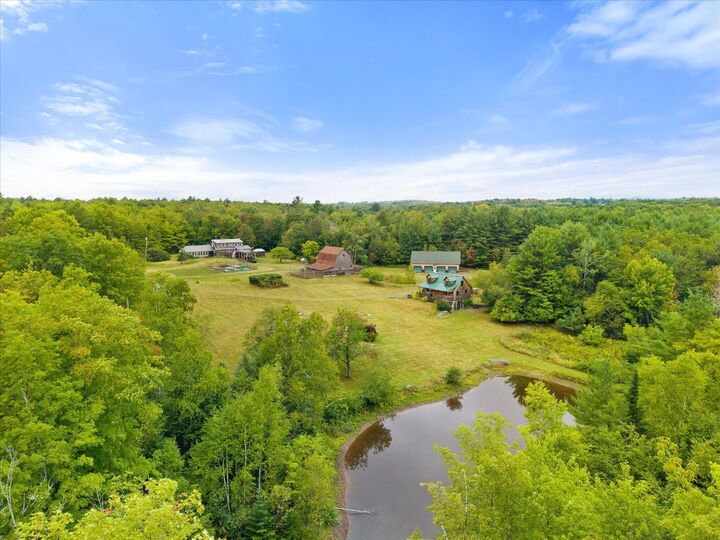 Property Photo:  137 Avenue Road Extension  ME 04435 