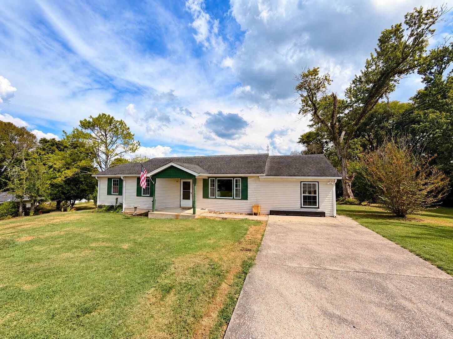 Property Photo: 203 Academy Ave TN 37012