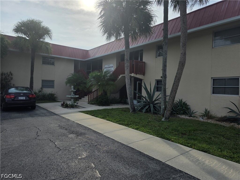 Property Photo: 198 Joel Boulevard 7 FL 33936