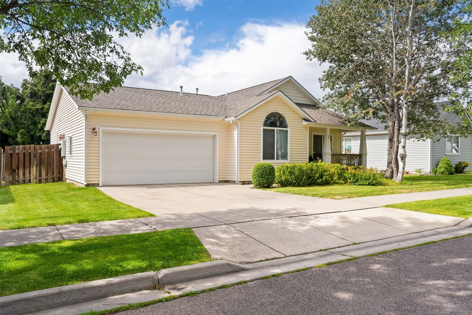 Property Photo:  2781 Fleet Street  MT 59808 