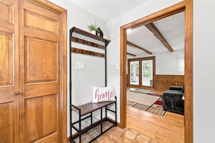 Property Photo:  18 Meadow Lark Lane  NH 03045 