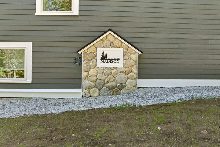 Property Photo: 17 Moss Lane NH 03849