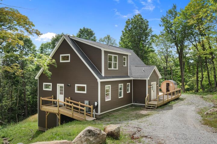 Property Photo:  75 Downabout Road  VT 05751 