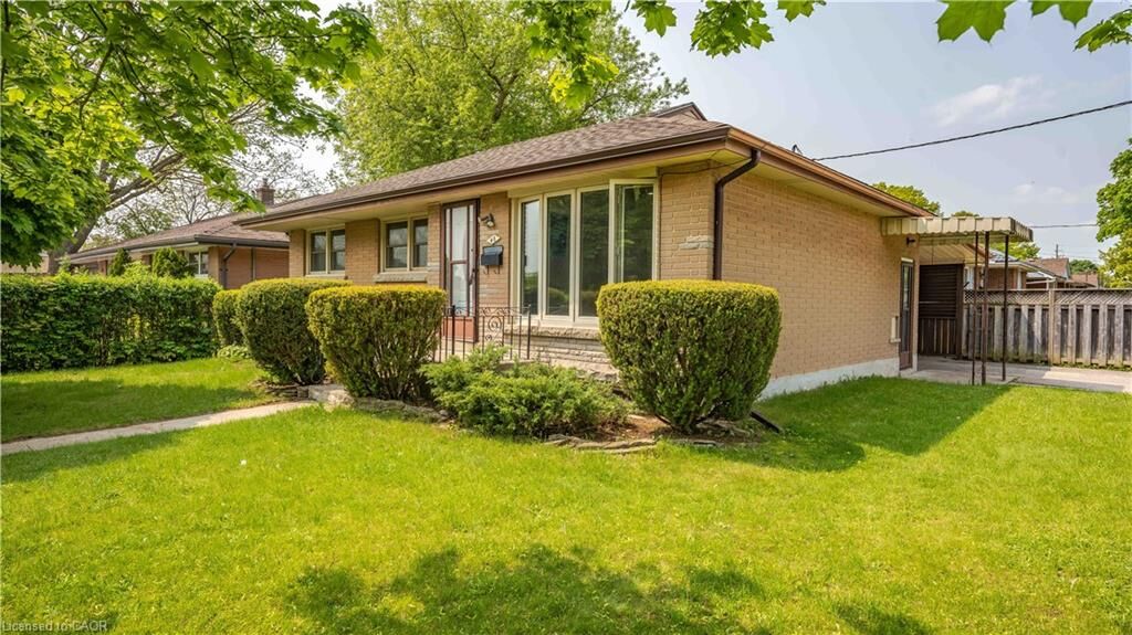 Property Photo:  48 McDonald Avenue Lower  ON N1R 4J2 