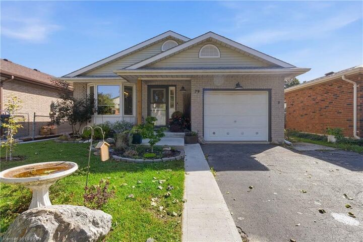 Property Photo:  79 Donly Drive S  ON N3Y 5H1 