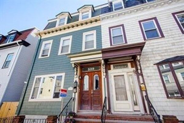 Property Photo:  539 E 4th St 2  MA 02127 