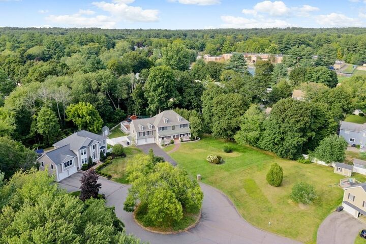 Property Photo: 5 Green Meadow Dr MA 01940
