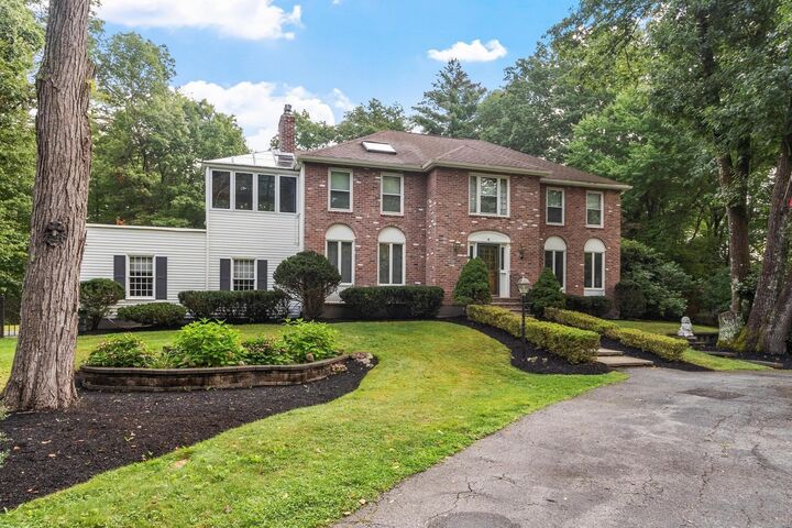 Property Photo:  4 Wellington Circle  MA 01810 