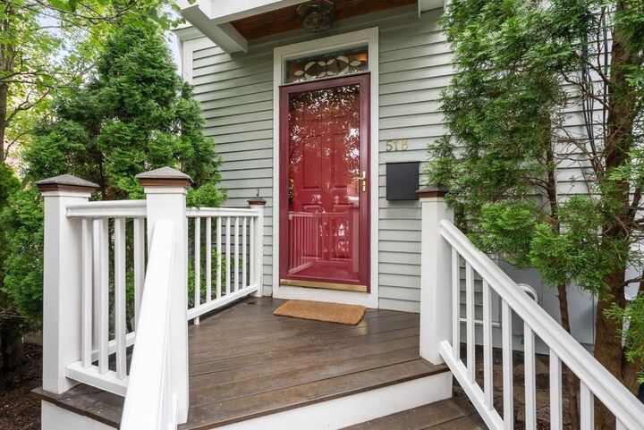 Property Photo:  51 Sewall Ave 2  MA 02446 