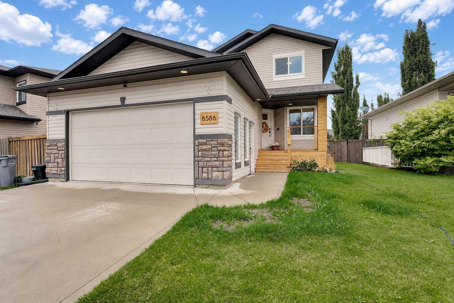 Property Photo:  8586 69 Avenue  AB T8X 0C8 