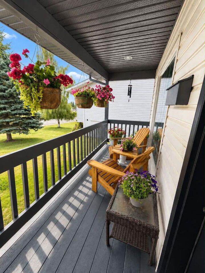Property Photo: 9344 Stern Crescent AB T0E 0Y0