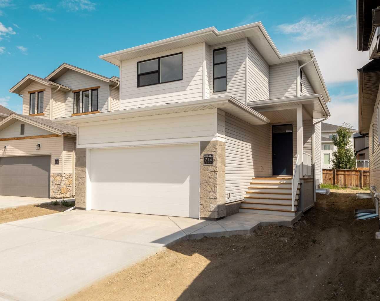 Property Photo:  714 Violet Place W  AB T1J 5V1 