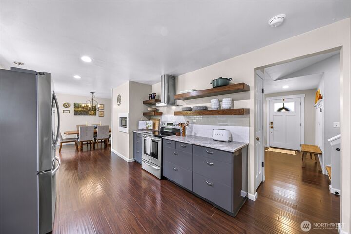 Property Photo: 19115 104th Avenue NE WA 98011