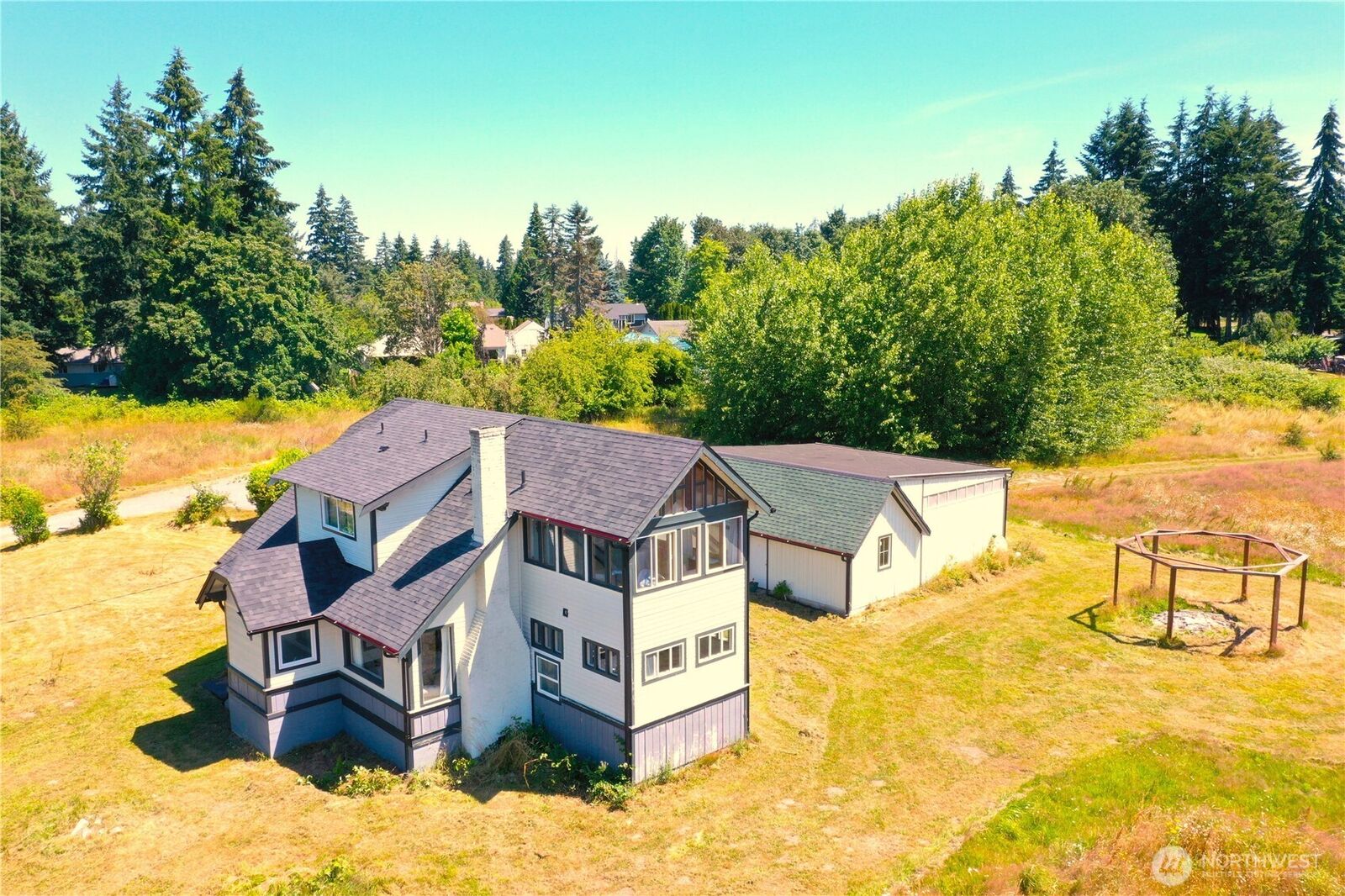 Property Photo:  24507  Meridian Avenue E  WA 98338 