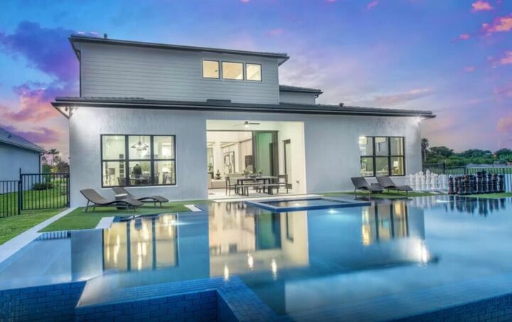 Property Photo:  4968 Caladium Way Livingston 4  FL 33328 
